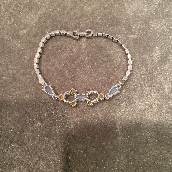 Boutique Aquamarine Gemstone Bracelet - Picture 3 of 8